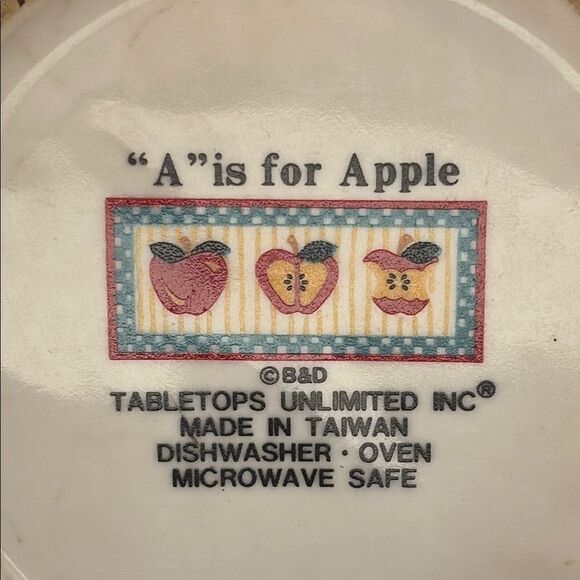 Vintage Apple Design Ceramic Mug - Picture 6 of 7